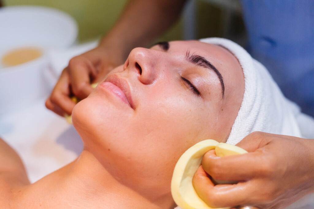 vampire facial in bangalore Maya Medi Spa | Best Beauty Clinic in India
